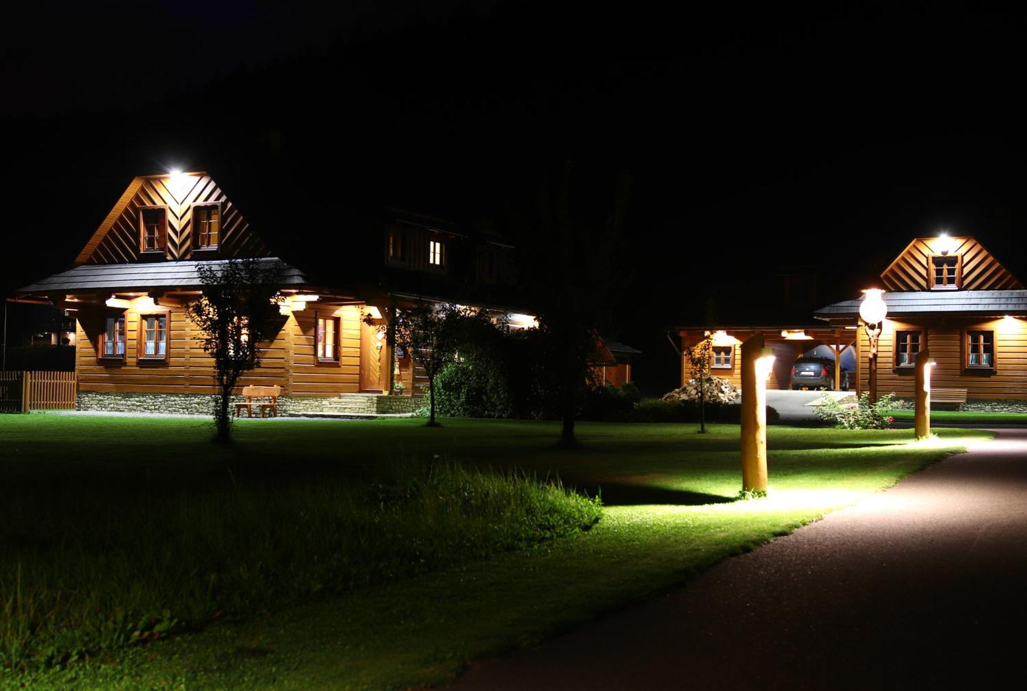 Valassky Dvur Velké Karlovice Exterior foto