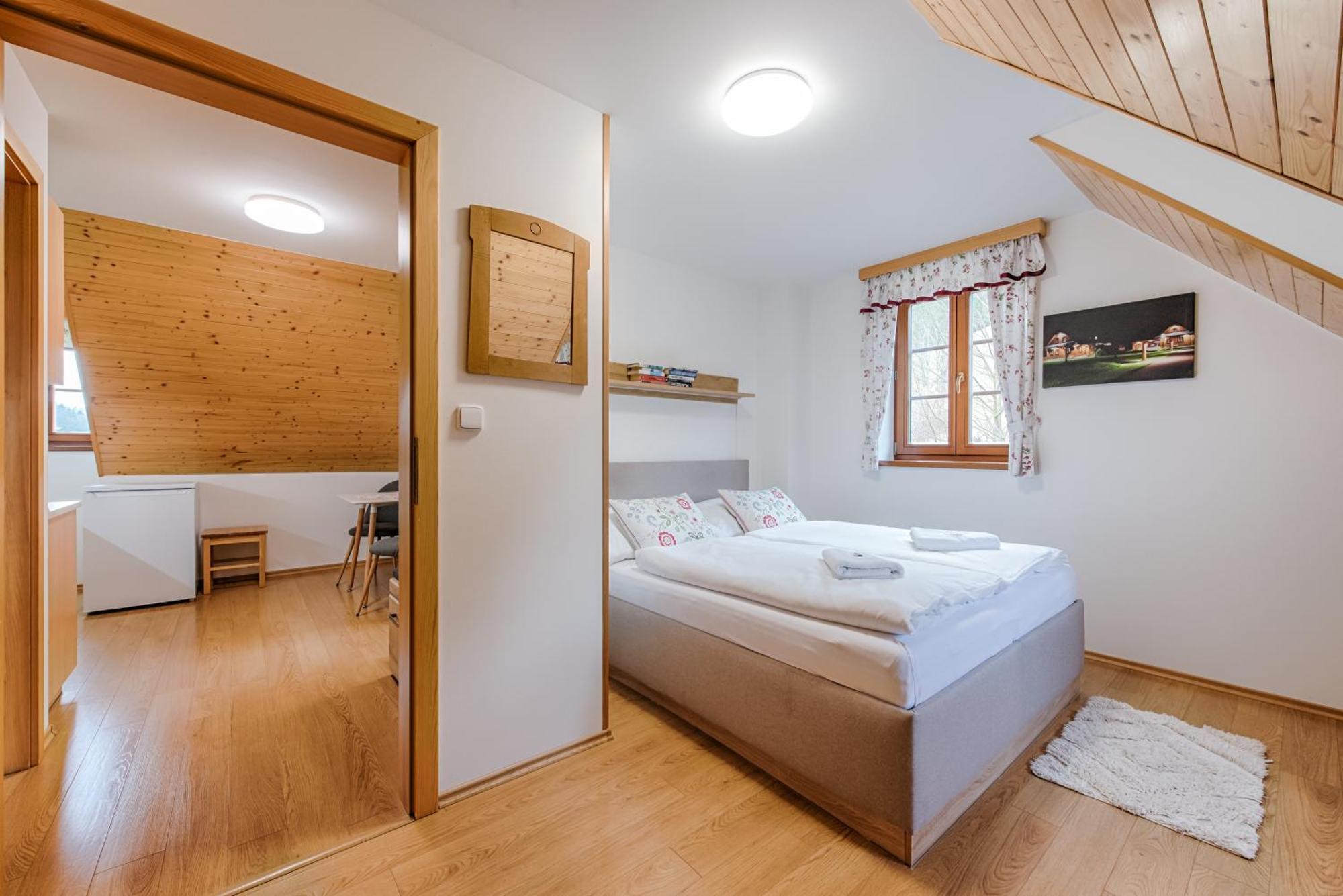 Valassky Dvur Velké Karlovice Exterior foto