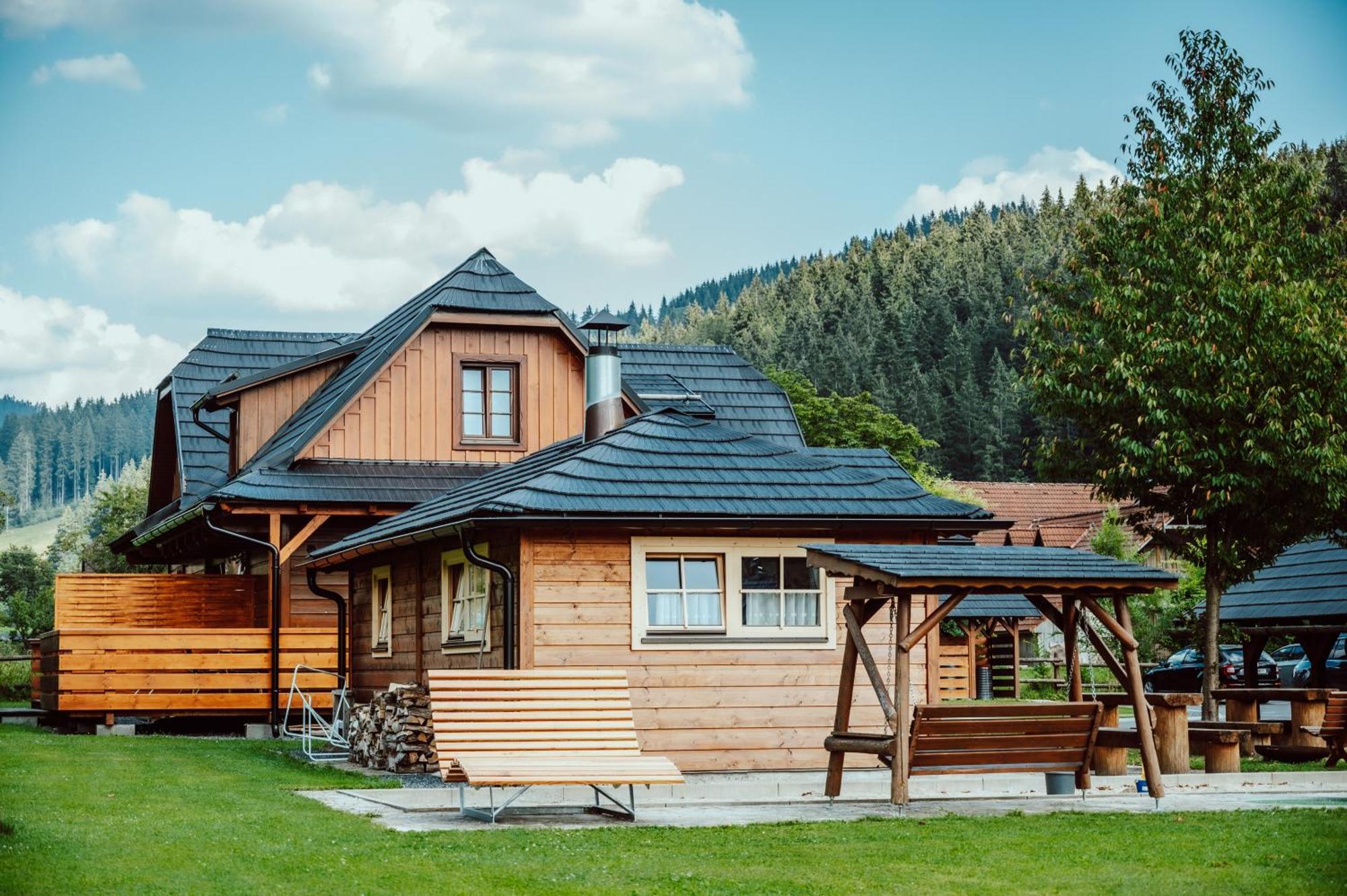 Valassky Dvur Velké Karlovice Exterior foto