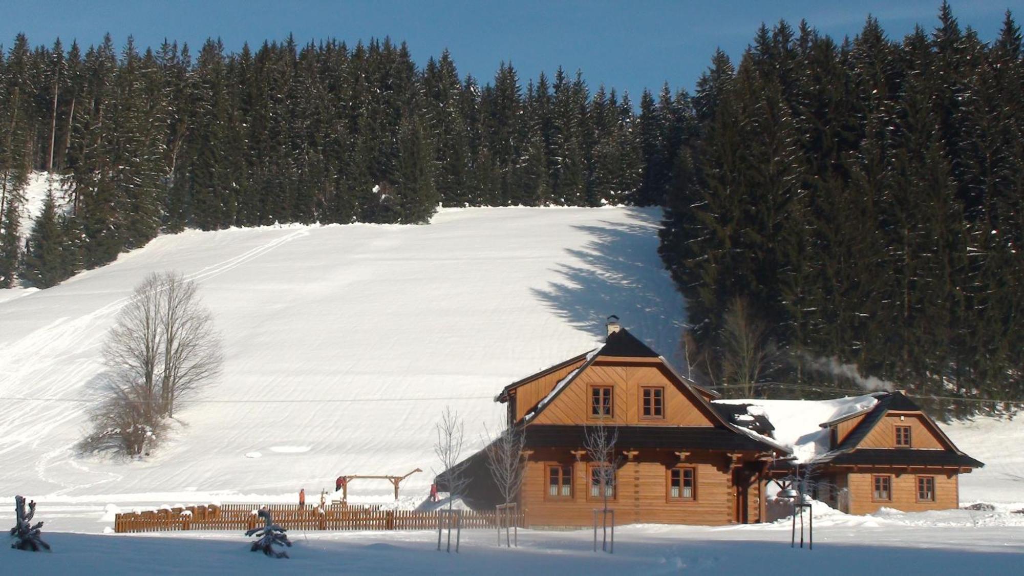 Valassky Dvur Velké Karlovice Exterior foto