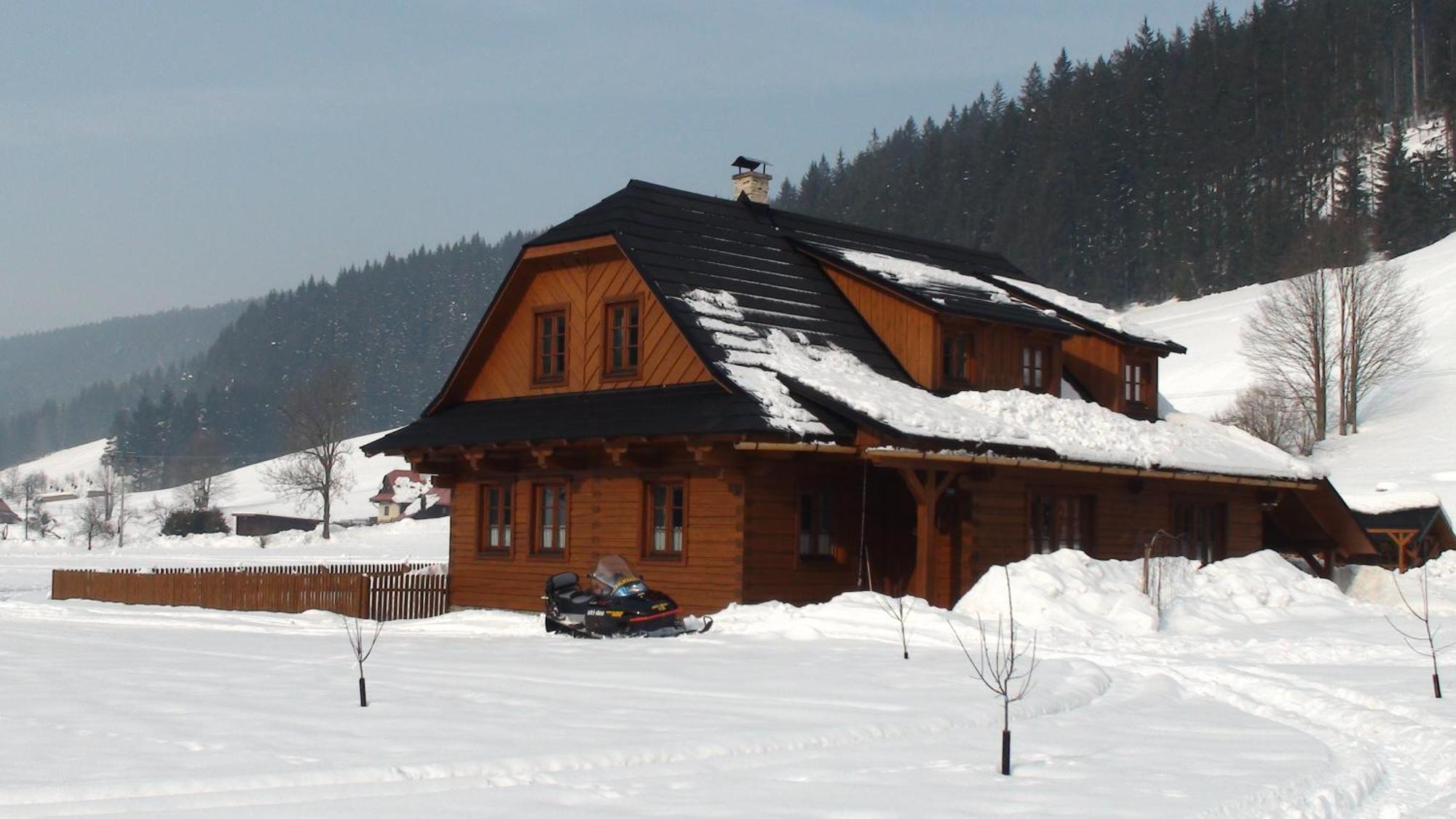 Valassky Dvur Velké Karlovice Exterior foto